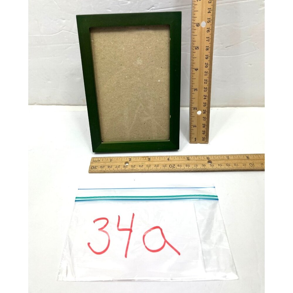 Green Wood Picture Frame 4x6 Dennis Daniels Co. Tabletop & Wall Mount Display - Picture 5 of 5